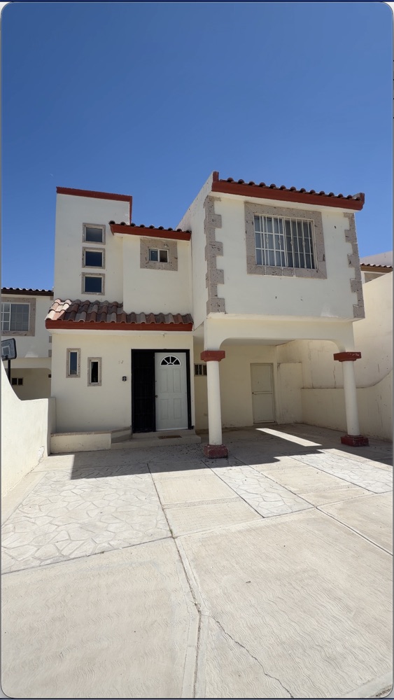 Casa Acacias — fachada