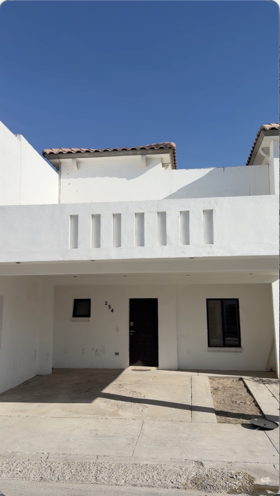 Casa Almendros — fachada