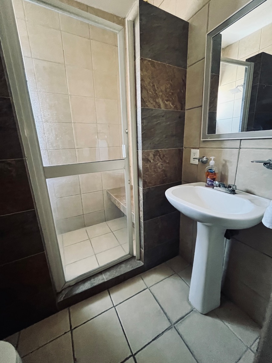 Casa Familiar 10 — 10