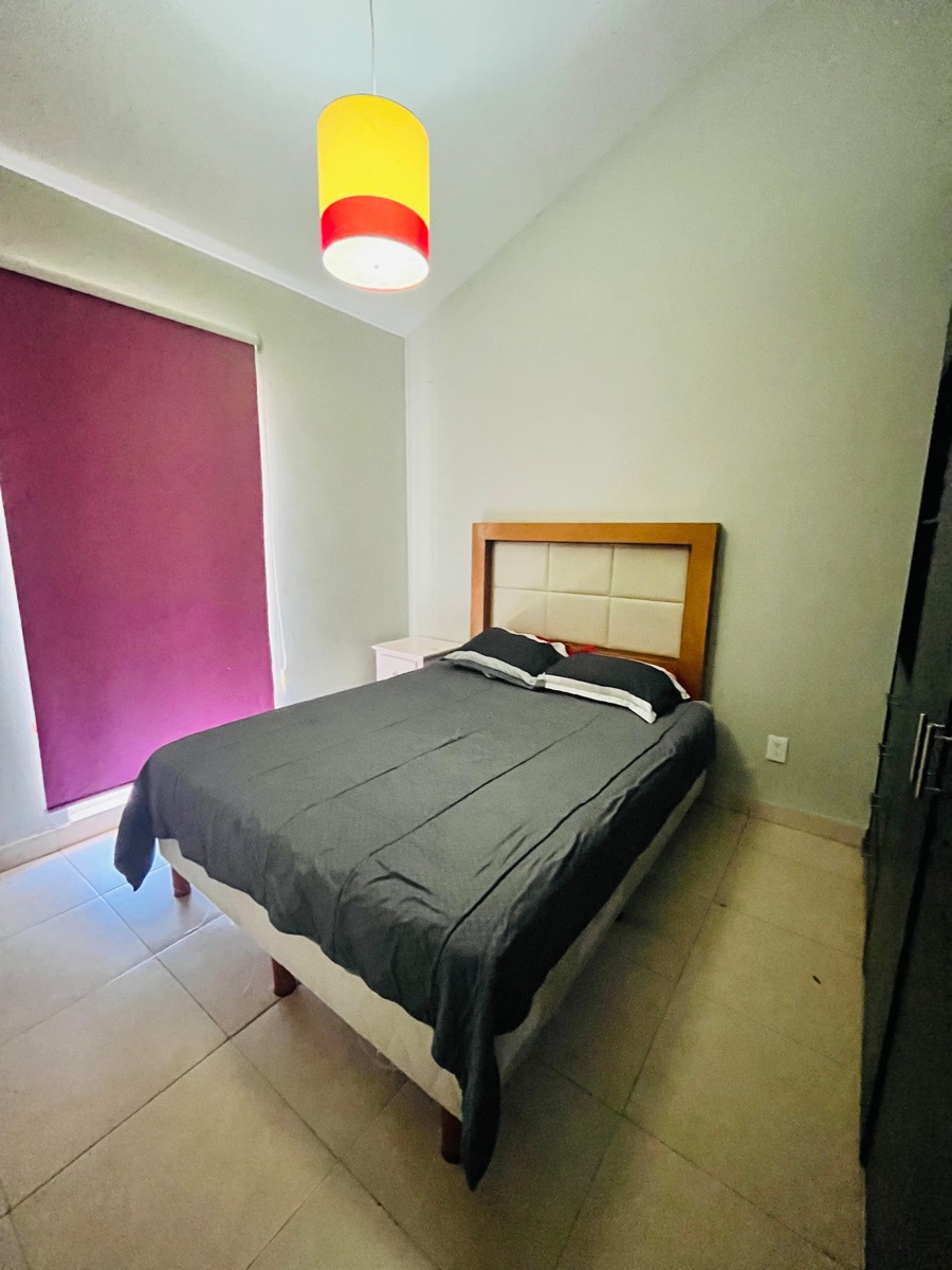 Casa Familiar 10 — 10