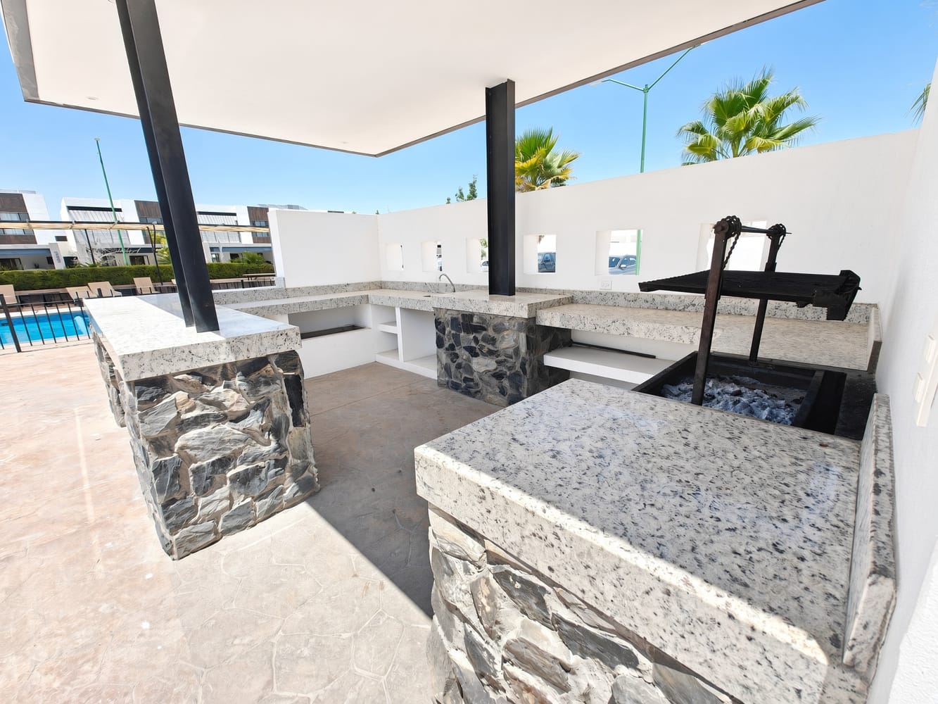 Casa Leones — asador