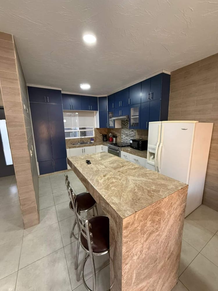 Casa Viñedos Moderna — cocina