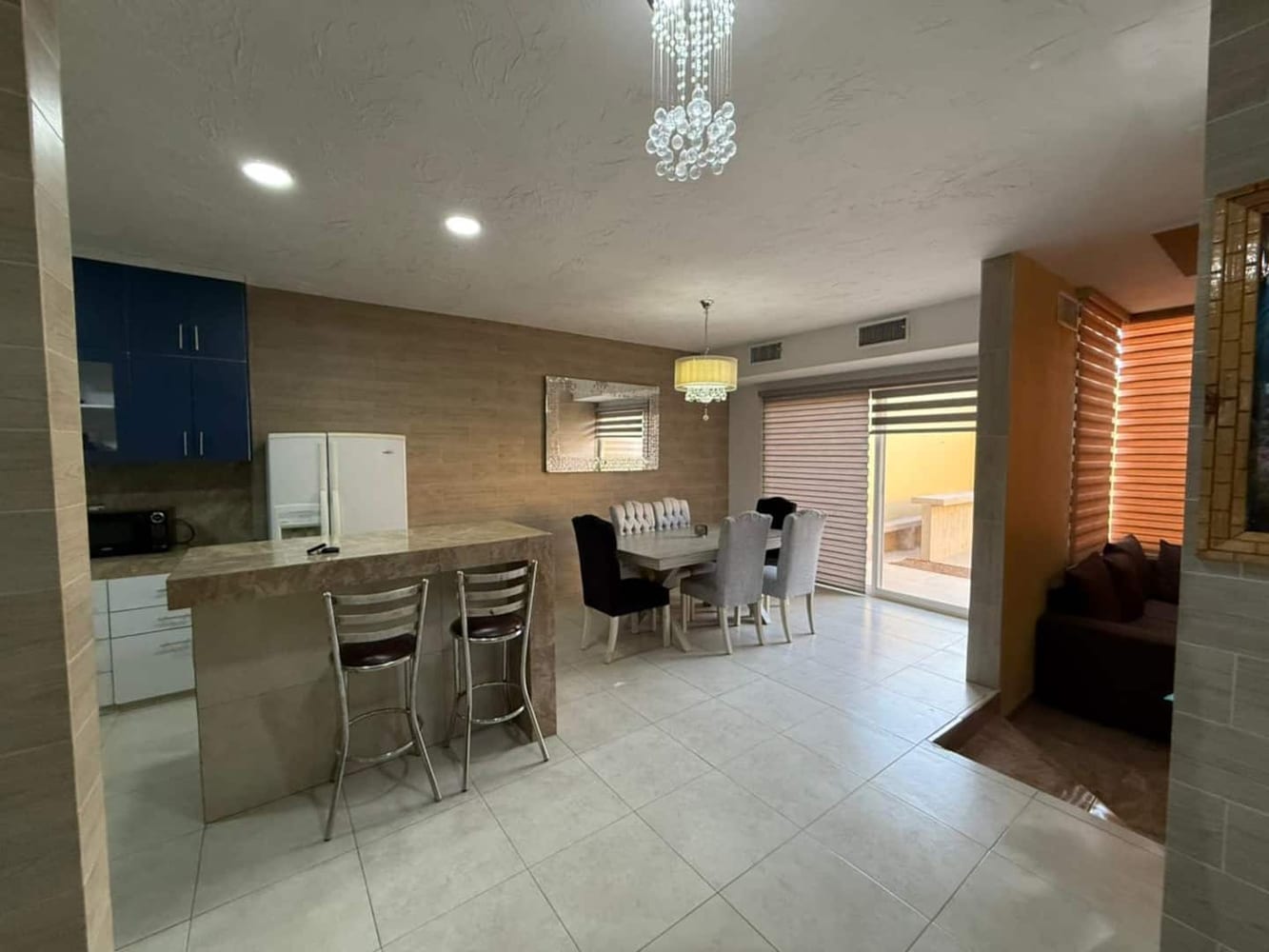Casa Viñedos Moderna — comedor